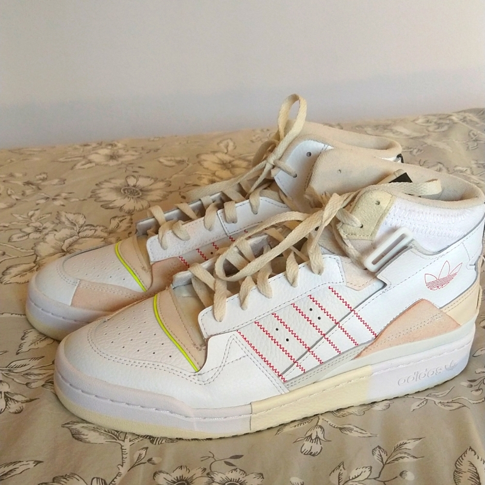 Adidas Forum